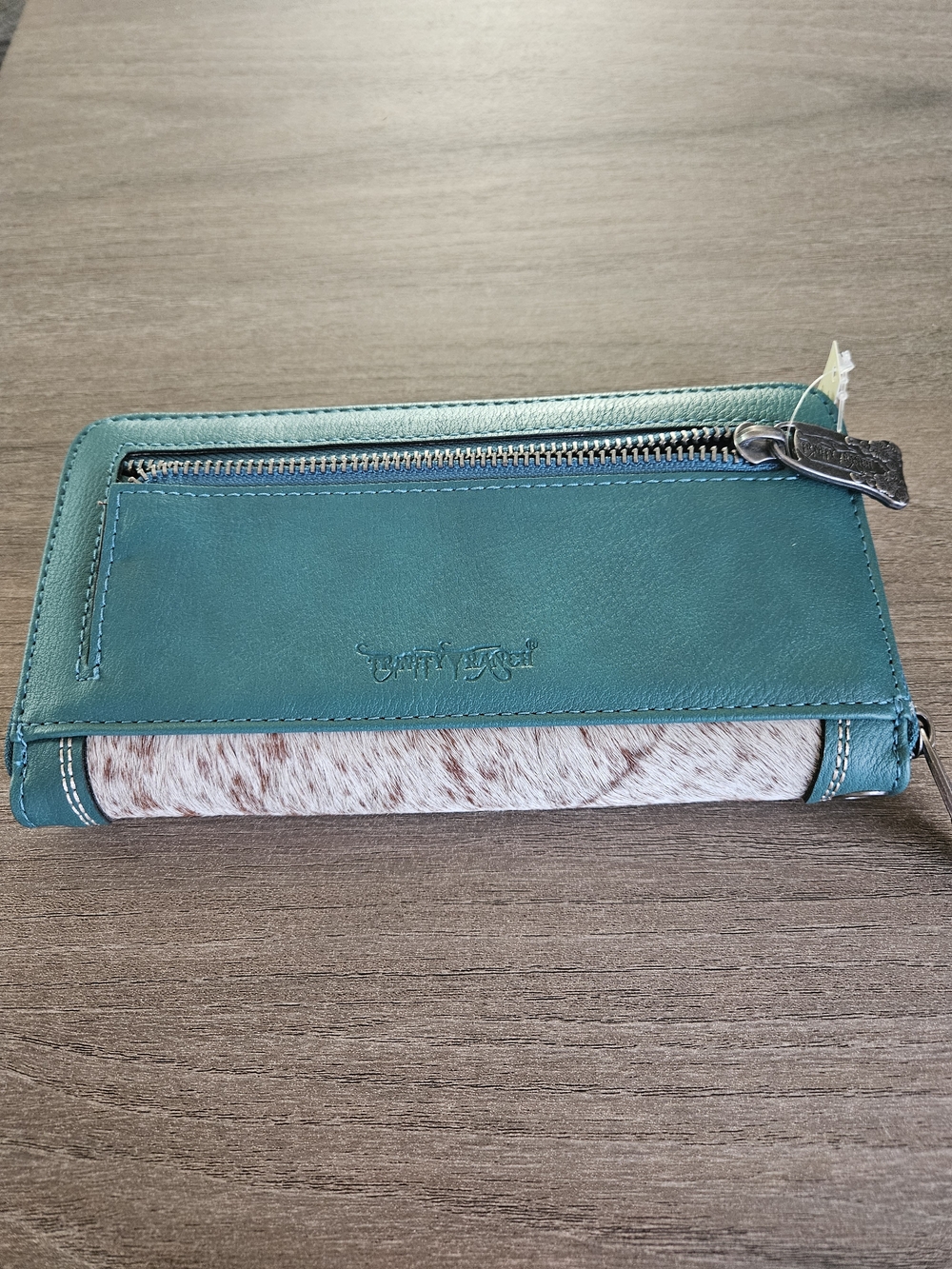 Western Trinity Ranch Cowhide Wallet with Teal Leather Trim And Keychain-NWOT - Picture 5 of 6